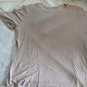 Women’s Ribbed Tee - Heathered Light Pink